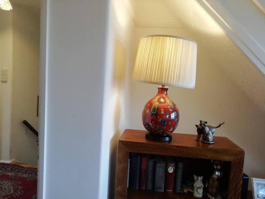 Апартаменты Cozy Loft In Bushey, 20 Mins By Train To Euston London Экстерьер фото